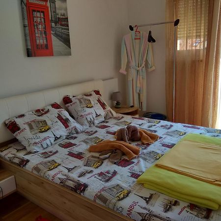 Apartment Tea Cetinje Eksteriør billede