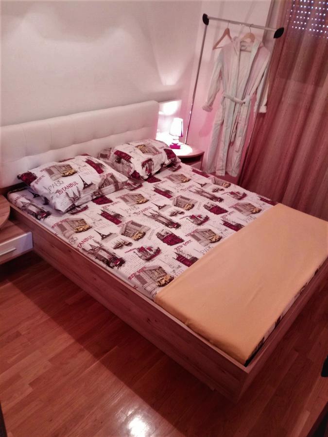 Apartment Tea Cetinje Eksteriør billede